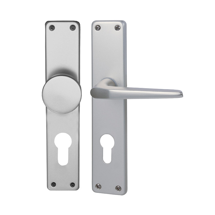 Tatjana kování s dlouhým štítem / klika-knoflík